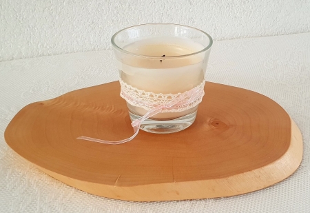 Preview: Holzscheibe aus Birkenbaumholz, 28 x 20 cm