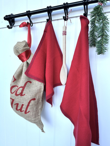 Preview: Solwang Frame Reinigungs- & Handtuch Set, gestrickt Rot